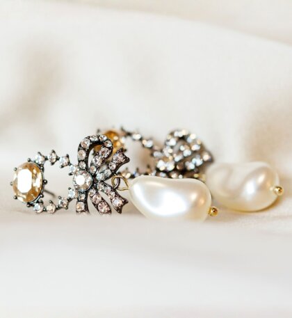 Marie Antoinette pearl earrings - Crystal