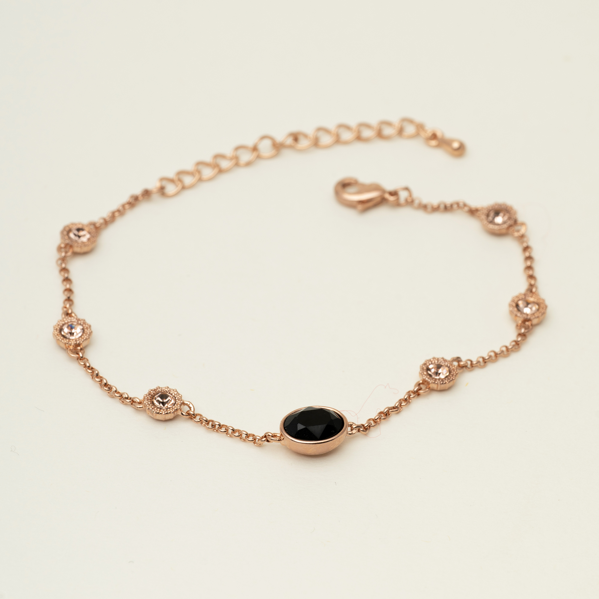 Miss Eponine bracelet – Jet