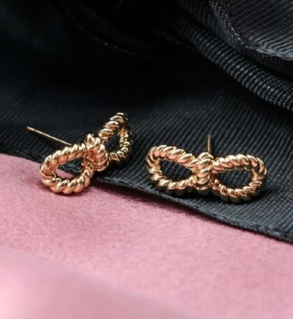 Yves stud earrings - Gold