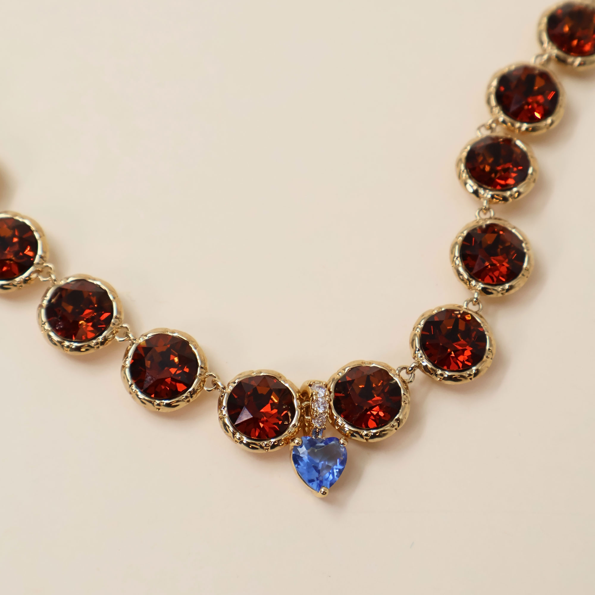 Victoria necklace  + Venus charm – Smoked amber/Bluebell